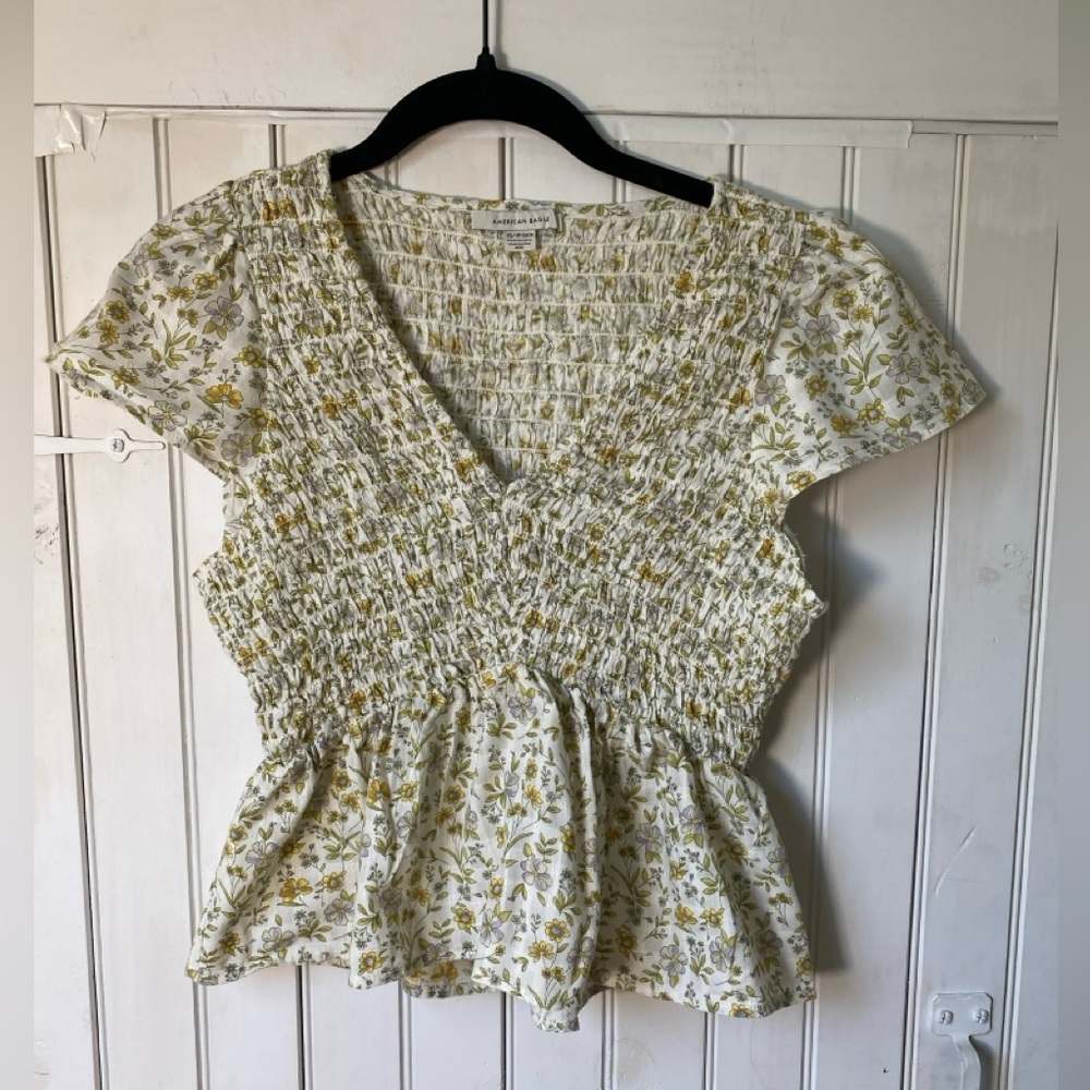 American Eagle XS Floral V-Neck Smocked Babydoll Blouse